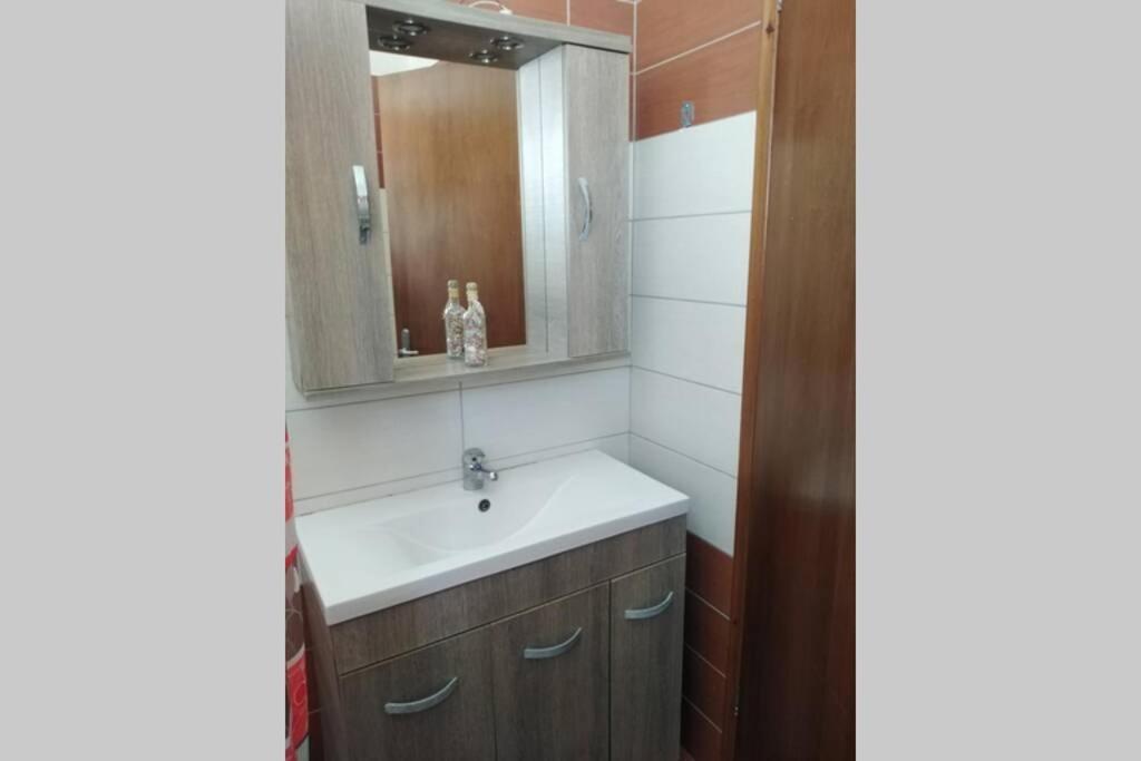 Vicky'S Apartment Near To The Airport Ολόκληρο Διαμέρισμα Antimachia Esterno foto